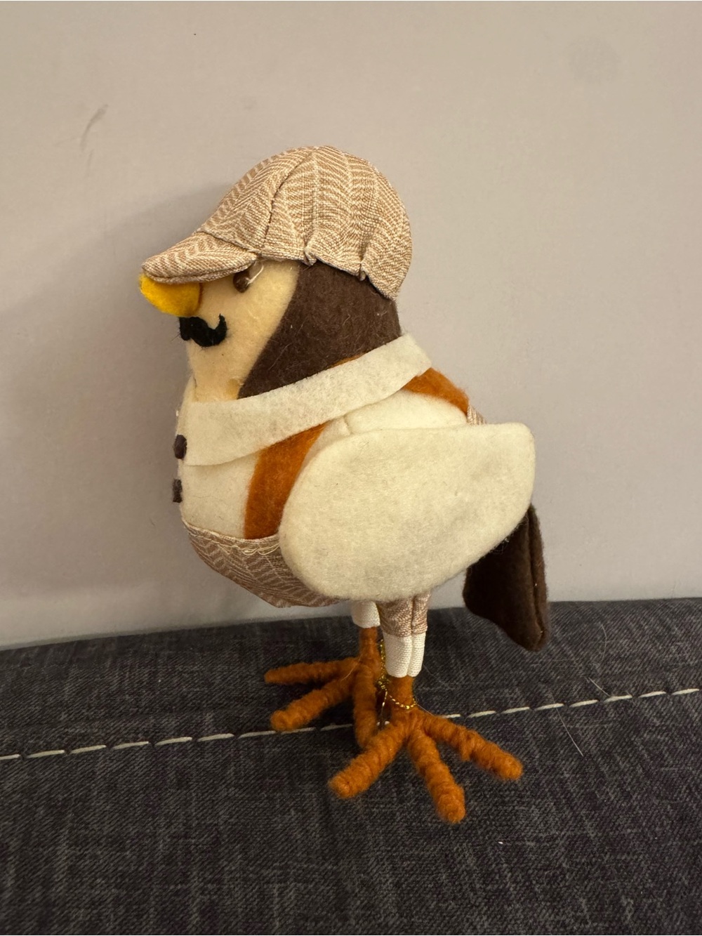 2018 TARGET Brown/Tan/White Collectible Felt Bird Hops EB6